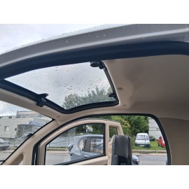 Madat A01 – Elektro-Microauto Weiß mit 80 Ah Lithium-Eisenphosphat-Akku (LiFePO₄), 45 km/h oder 25 km/h