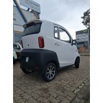 Madat A01 – White Electric Microcar with 80 Ah LiFePO₄ (Lithium Iron Phosphate) Battery – 45 km/h or 25 km/h