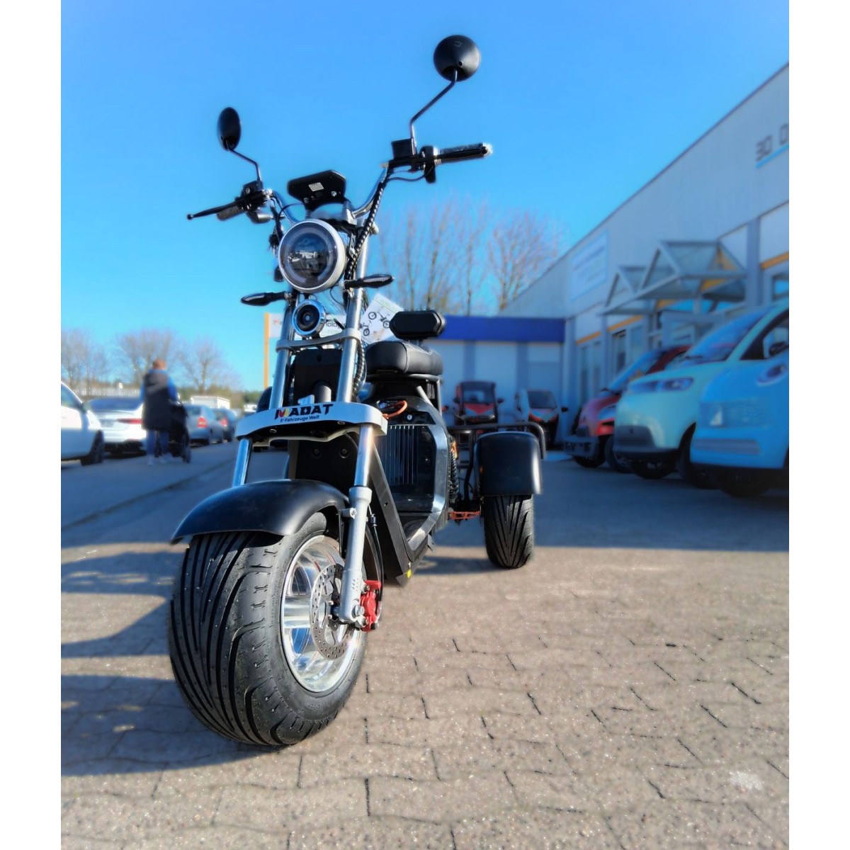madat-cp-3-elektroroller-zweisitzer-–-dreirad-45-km-h-25-km-h-option-20-ah-akku-40-km-reichweite-schwarz