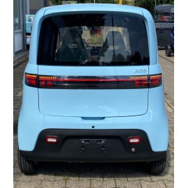 Madat A05 – Blauer E-Kabinenroller mit 100 Ah Lithium-Eisenphosphat-Akku (LiFePO₄), 45 km/h