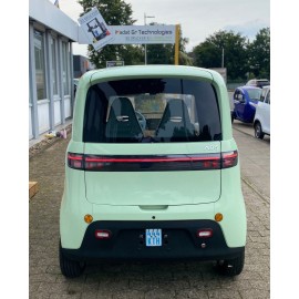 Madat A05 – Grüner E-Kabinenroller mit 100 Ah Lithium-Eisenphosphat-Akku (LiFePO₄), 45 km/h