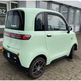 Madat A05 – Grüner E-Kabinenroller mit 100 Ah Lithium-Eisenphosphat-Akku (LiFePO₄), 45 km/h