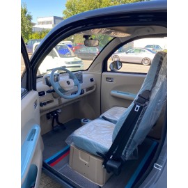 Madat A05 – Grauer E-Kabinenroller mit 100 Ah Lithium-Eisenphosphat-Akku (LiFePO₄), 45 km/h