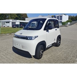 Madat B05 – Elektro-Microauto Weiß mit Lithium-Eisenphosphat-Akku (LiFePO₄), 45 km/h