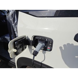 Madat B05 – Elektro-Microauto Weiß mit Lithium-Eisenphosphat-Akku (LiFePO₄), 45 km/h