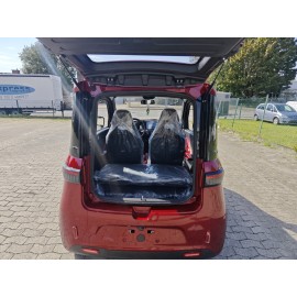 Madat B05 – Rotes Elektro-Microauto mit LiFePO₄-Akku – erhältlich mit 45 km/h oder 25 km/h