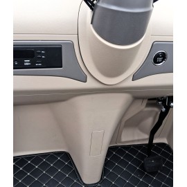 Madat A03 – Elektrischer Dreirad-Kabinenroller in Beige Hellgrün mit Lithium-Eisenphosphat-Akku (LiFePO₄), 45 km/h (optional 25 km/h)