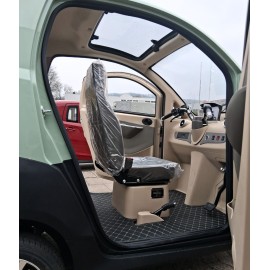 Madat A03 – Elektrischer Dreirad-Kabinenroller in Beige Hellgrün mit Lithium-Eisenphosphat-Akku (LiFePO₄), 45 km/h (optional 25 km/h)